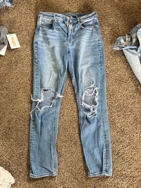 American Eagle Outfitters Light Blue Distressed Skinny Jeans